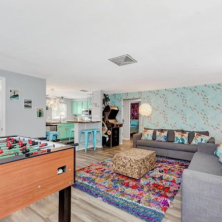 Mermaid House With Pool Jacuzzi Steps To Siesta Key Beach サラソータ エクステリア 写真