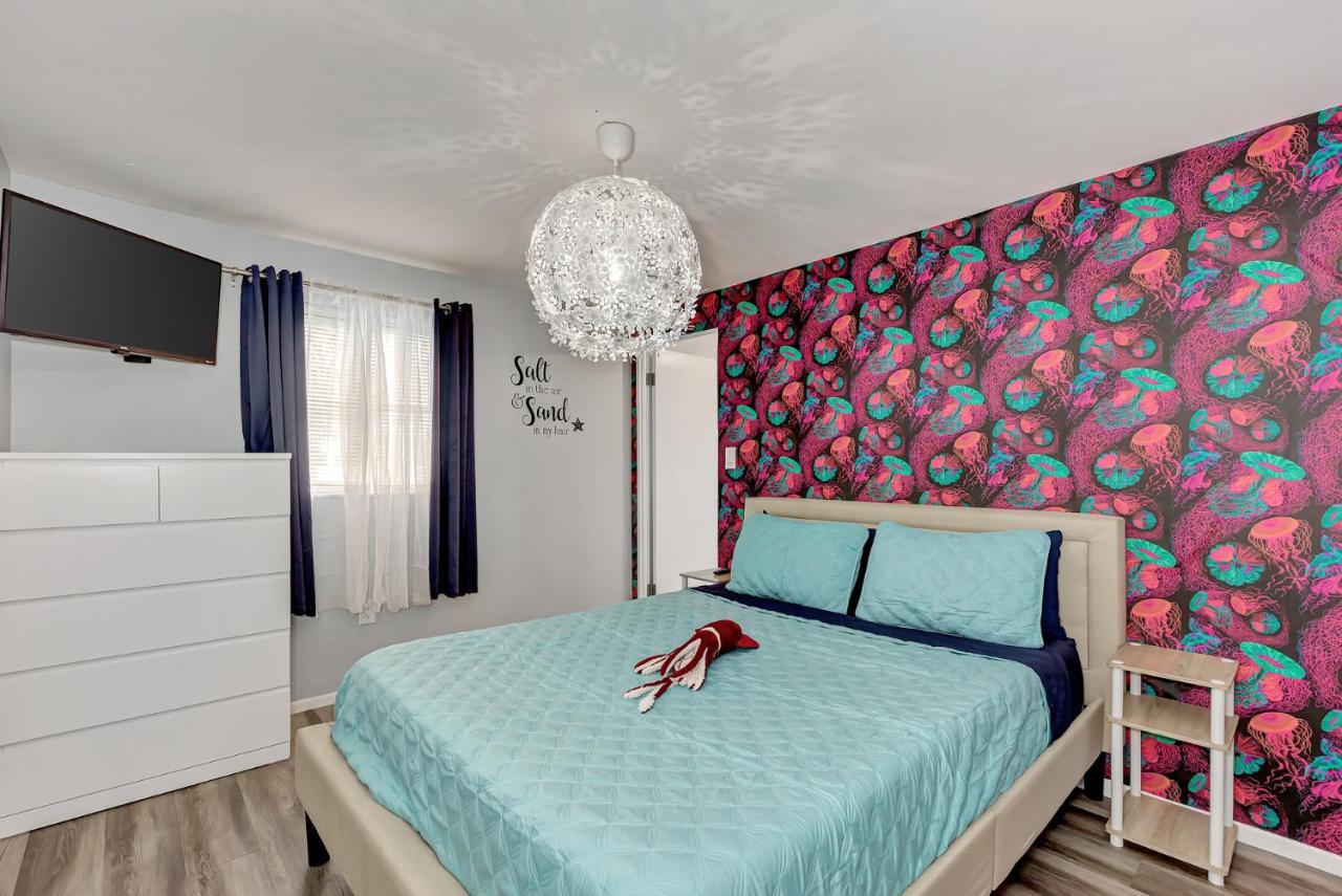 Mermaid House With Pool Jacuzzi Steps To Siesta Key Beach サラソータ エクステリア 写真