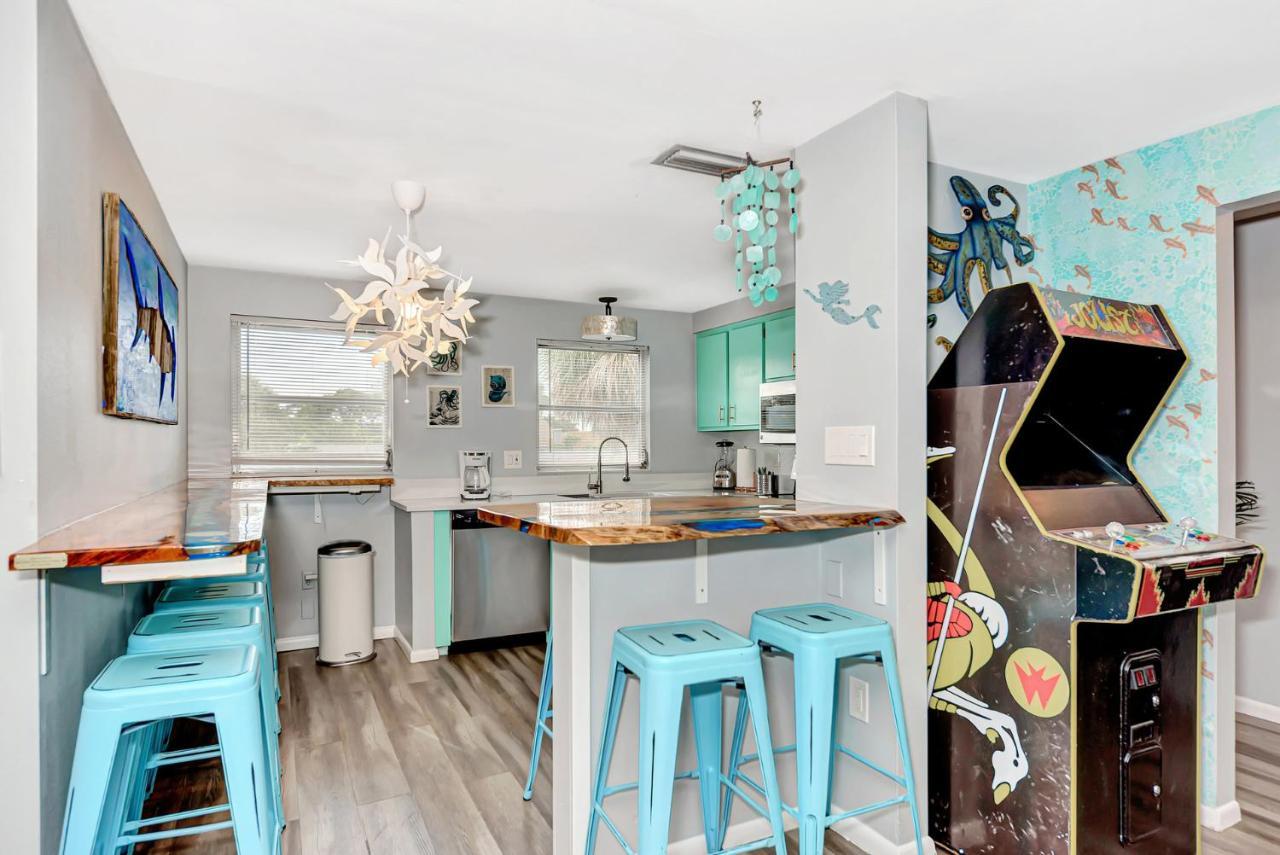 Mermaid House With Pool Jacuzzi Steps To Siesta Key Beach サラソータ エクステリア 写真