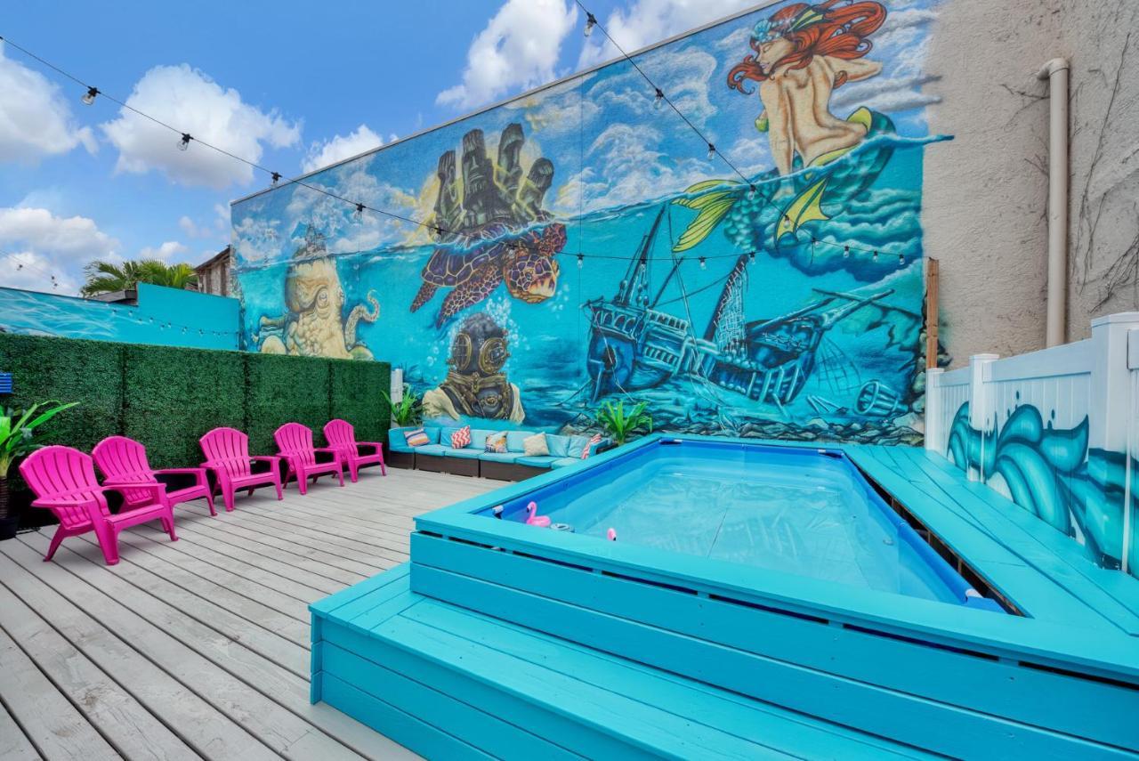 Mermaid House With Pool Jacuzzi Steps To Siesta Key Beach サラソータ エクステリア 写真