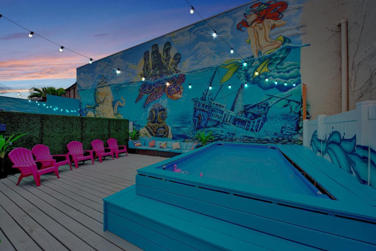 Mermaid House With Pool Jacuzzi Steps To Siesta Key Beach サラソータ エクステリア 写真
